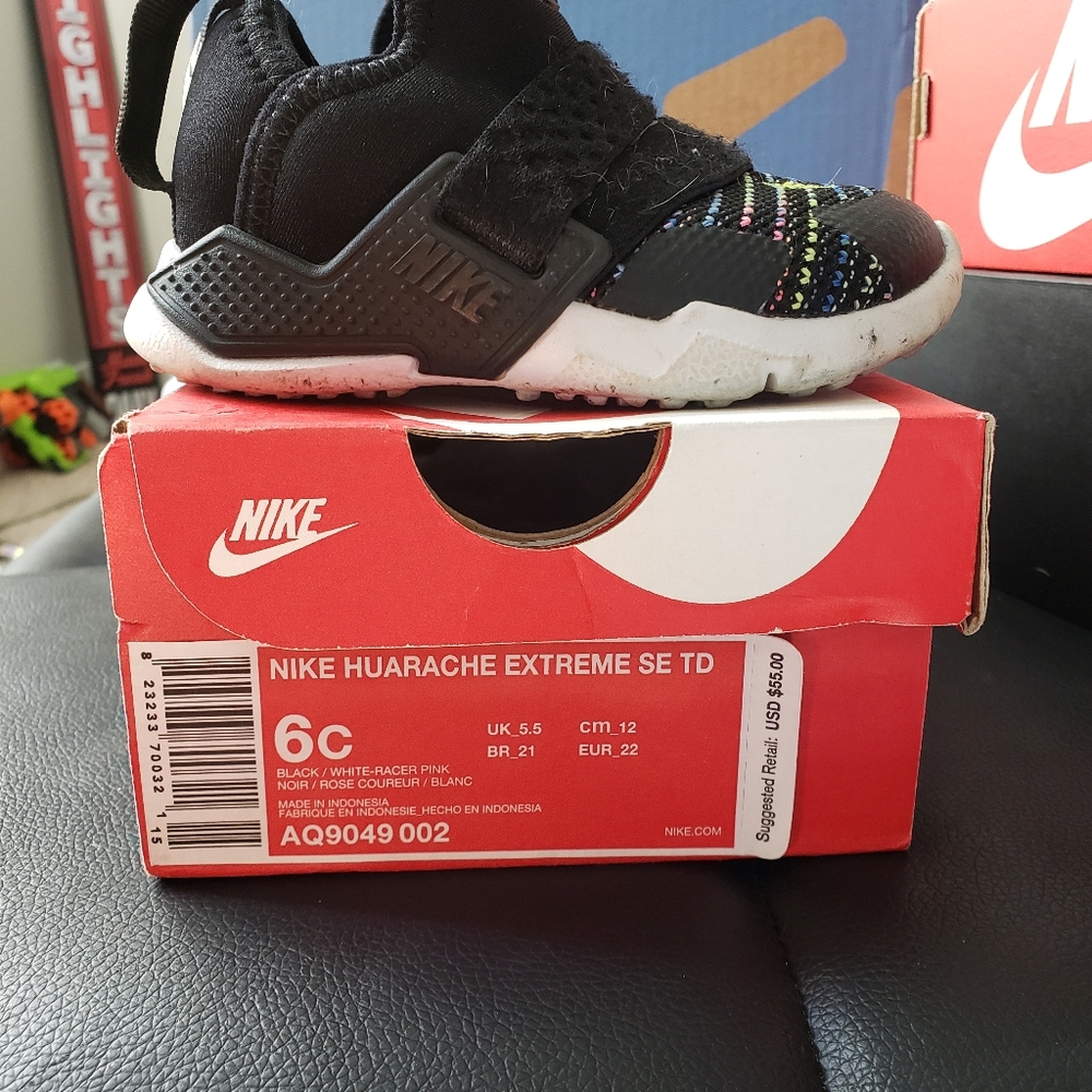 Toddler Nike shoes